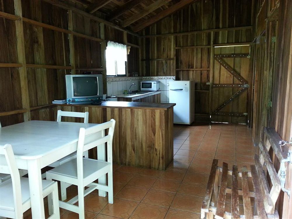 Cabinas La Catarata Ла Фортуна Экстерьер фото